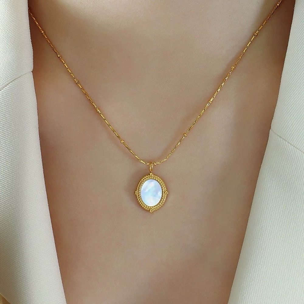 Necklace - Picture 8 of 8